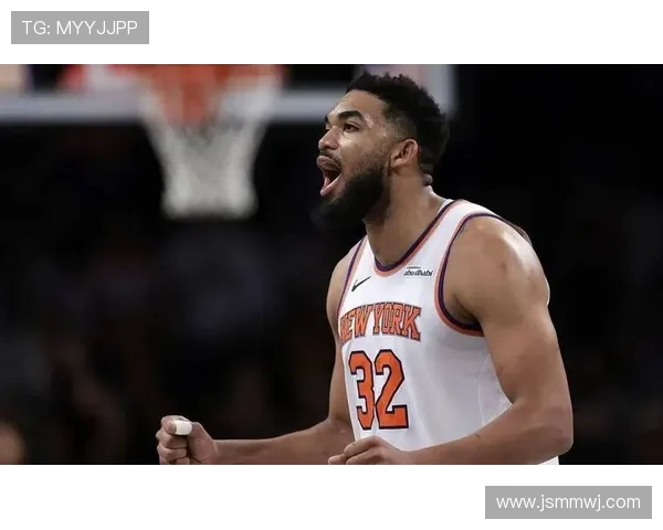 尼克斯迎战篮网展开激烈纽约德比 双方实力对决引发球迷热议